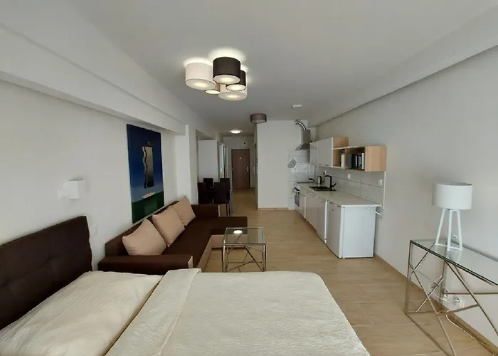 アパート - Rezidencia Armeria 30