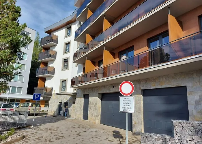 アパート - Rezidencia Armeria 30 *